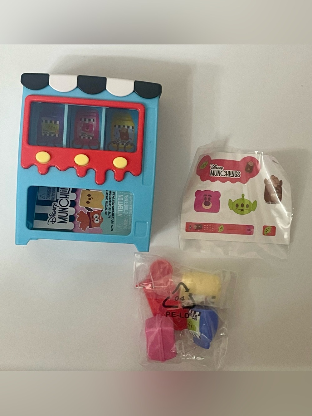Disney Munchlings Micro Munch Vending Machine